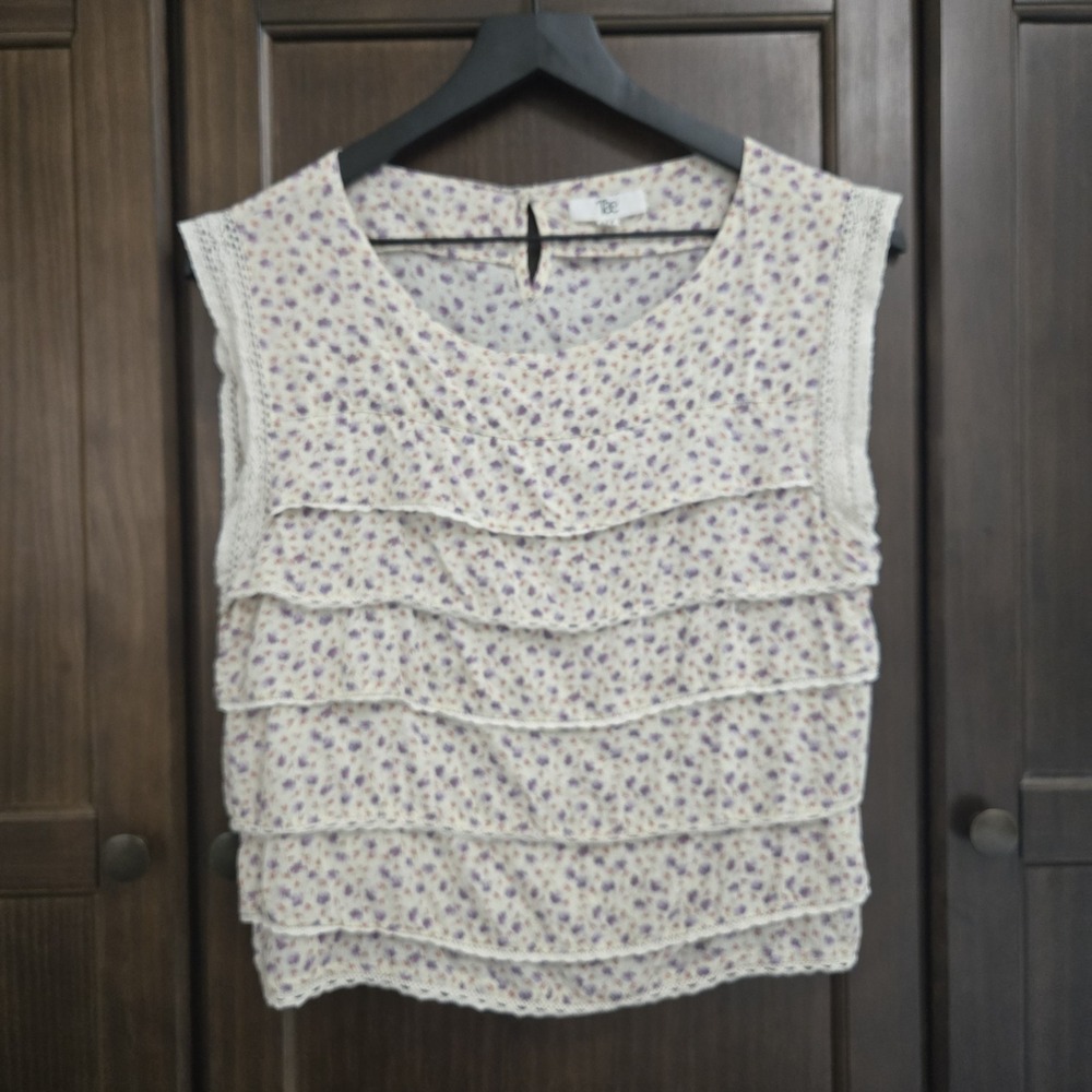 Tae Cropped Tiered Floral Crochet Hem Pink Lavender Coquette Girl Boho Fairy Med